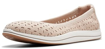 Clarks CloudSteppers Women's Breeze Roam, Light Sand Textile, 8.5 Medium US