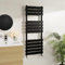 Warmehaus Radiador de toallero térmico minimalista de panel plano para baño, color negro, 1200 x 450 mm, radiador moderno de calefacción central que ahorra espacio, perfecto para baños