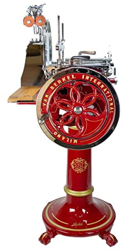 Berkel Aufschnittmaschine – Volano L16 rot – Wunderschöne Schwungradmaschine mit Standfuß + 100% handgefertigtem Schneidebrett Unikat