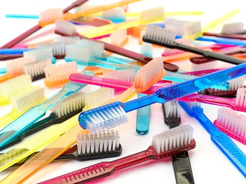 Dr. Bauer's Einmalzahnbürsten, einzeln verpackt, mit Zahnpasta auf der Bürste, 4-reihigem Bürstenkopf, ideal für unterwegs, Reise oder Zahnarzt Praxis (blau-rot-pink-schwarz, 100er Pack)