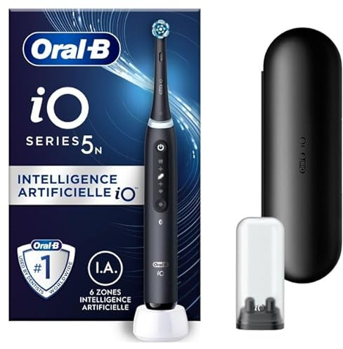 Oral-B iO 5 Spazzolino Elettrico, con 1 Testina di Ricambio, Astuccio, Nero | 1 Testine di Ricambio per Spazzolino Elettrico, Ricaricabile, Custodia da Viaggio, Sensore di Pressione, Pulizia Denti