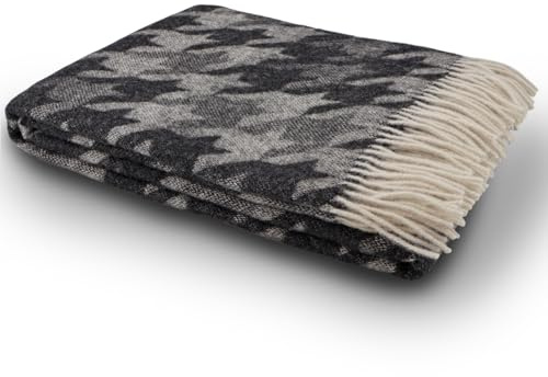 GLAESER Wohndecke Fair de Luxe | Sofadecke/Couchdecke | Kuschelige Tagesdecke | Flauschig & Kuschlig (Neuseelandwolle, Bianco V-Mel Peat)