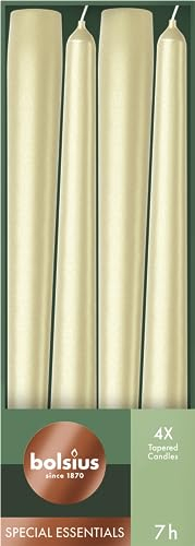 Bolsius Glatte Spitzkerzen - Metallic Silber-Weiß - Set 4 Stück im Karton - 24,5 cm - Dekorative Haushaltkerzen - Brenndauer 7 Stunden - Unparfümierte - Natürliches Pflanzenwachs - Ohne Palmöl