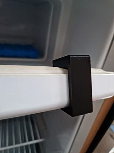 CC3DD Freezer Box Door Vent for Thetford Caravan Fridge - Anti Damp/Mould Red Large