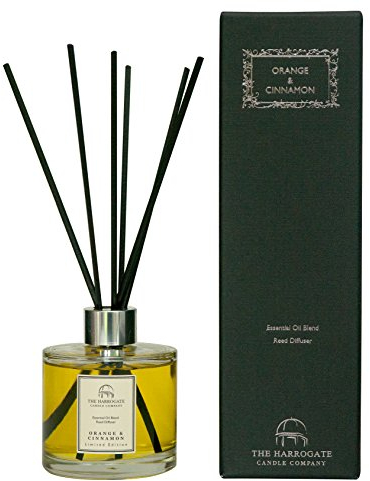 ORANGE & CINNAMON Reed Diffuser – 200ml – Warm, Inviting Fragrance of Orange, Cinnamon & Clove – 6-9 Months of Use for Relaxation & Comfort