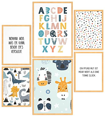 Papierschmiede® Bilder Kinderzimmer Kids Mood Poster Set ABC Dino Safari, Gerahmte Bilder fürs Kinderzimmer in Natur-Holzrahmen, 2x DIN A3 und 4x DIN A4, Alphabet Tiere Lesen