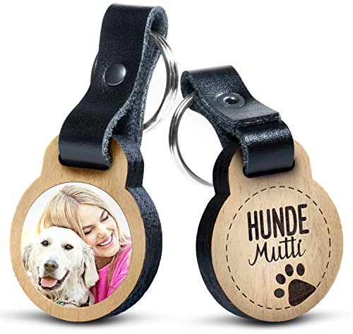Premium „Hunde Mutti“ - Foto-Schlüsselanhänger aus Eichenholz mit Gravur und kratzbeständigem Foto in Farbe - personalisierte Geschenkidee zu für Muttertag