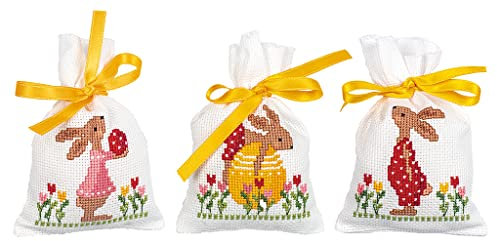 Vervaco Zählmusterpackung Stickset Säckchen Osterhasen im Garten 3er DIY Ostern Gezählter Kreuzstich Stickpackungen Erwachsene Kreativ Set 8 x 12 cm Stickset für Anfänger Stoffbeutel zum Sticken