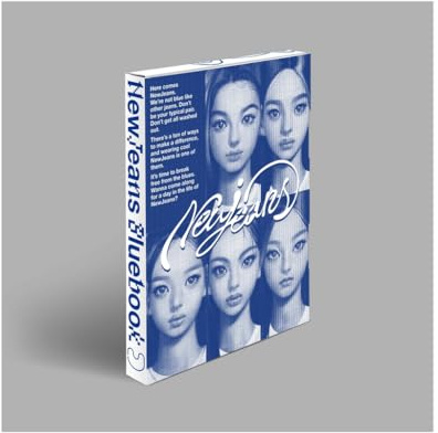 New'Jeans - NewJeans 1st EP 'New Jeans' Bluebook ver. CD (Random ver.)
