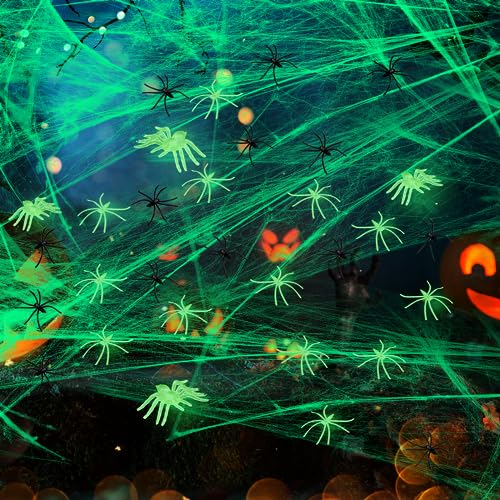 K KUMEED Halloween Leuchtdeko Spinnennetz 200g mit 50 Stück Leuchtende Spinnen, Glow in The Dark Halloween Leuchtende Spinnen Halloween Beleuchtetes Spinnennetz für Halloweenparty, Garden, Tischdeko