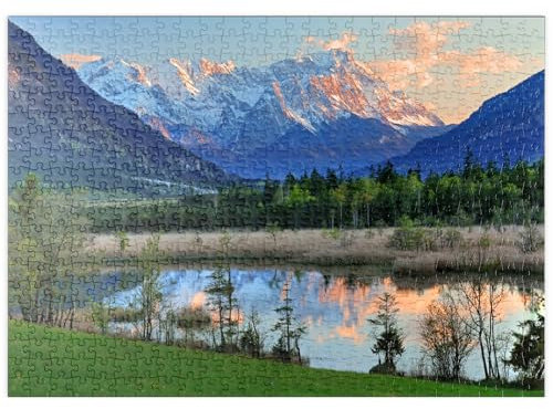 MyPuzzle Sieben Quellen im Loisachtal bei Eschenlohe gegen Zugspitzgruppe im Abendlicht - Premium 500 Teile Puzzle - MyPuzzle Sonderkollektion von Puzzle Galaxy