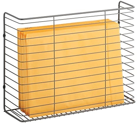 mDesign Wandregal für Zeitschriften und Bücher – stilvolle Ablage zur Wandmontage aus Metalldraht für Flur, Wohnzimmer und Büro – kompaktes Metallregal – grau
