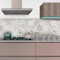 CREARREDA Pannello Paraschizzi Cucina Adesivo da Parete Facile da Applicare Beige Hexagons 180x60cm 100% Made in Italy, Ignifugo e Resistente all'Acqua Paraspruzzi Lavandino in PVC