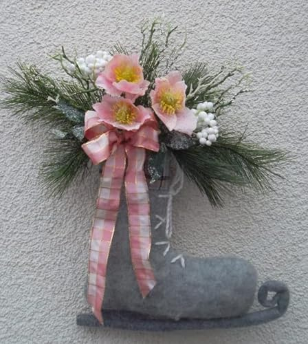 Türkranz/Dekorativer Filzschlittschuh grün-weiß-rosa mit Christrosen Weihnacht/Winter ca.35cm x30cm Handarbeit/Einzelstück