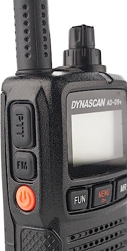 Dynascan - Pareja de Walkie Talkies PMR-446 tamaño compacto, Dynascan AD-09+ | con Microauriculares Incluidos | 8 Canales | VOX | En maletín de transporte