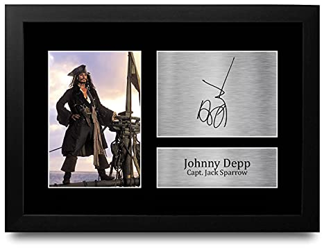 HWC Trading Johnny Depp A4 Gerahmte Signiert Gedruckt Autogramme Bild Druck-Fotoanzeige Geschenk Für Pirates Of The Caribbean Filmfans
