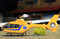 Generic Hubschrauber EUROCOPTER EC135 Notarzt Standmodell 1:34 Maßstab Gelb Erwachsene