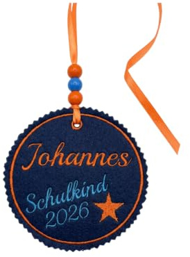 Schultütenanhänger aus Filz mit Name und Motiv hochwertig bestickt