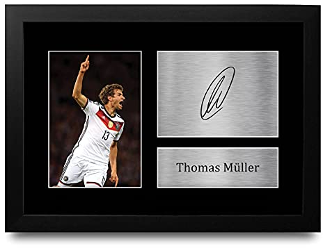 HWC Trading A4 FR Thomas Muller Deutschland Geschenke gedruckt Autogramm Bild für Fans und Unterstützer - A4 Eingerahmt