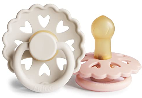 FRIGG Fairytale Schnuller 2 Packung | Latex Schnuller | BPA-Frei | Hergestellt in Dänemark | Symmetrischer Sauger in Kirschform (Cream/Blush, Größe 1 (0-6 Monate))