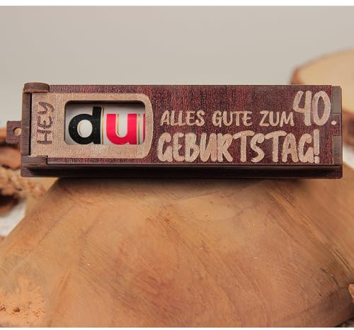 Urhome Geschenkbox Alles Gute zum 40. Geburtstag mit Duplo Schokoriegel - Überraschung Holzbox mit Spruch Gravur inkl. Schokolade Geschenk Riegel - Geburtstagsgeschenk Dunkel Braun