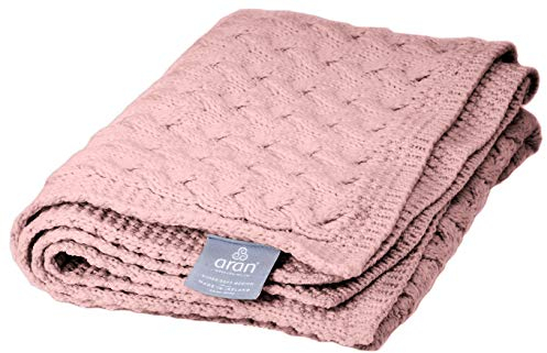 Irischer Aran Strickdecke Decke Überwurf Bettüberwürf | Supersoft Patchwork Sofa Blanket Wolldecke Kuscheldecke aus Merinowolle (22 x 32) (Winter Rose)