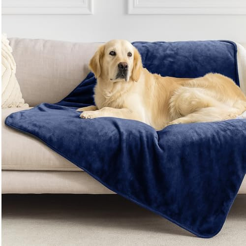 Dreamzie - Plaid Imperméable Chien et Chat - 100x120 cm - Bleu Marine | Protection pour Lit, Canapé, Voiture · Polaire Sherpa · Lavable · Couverture Réversible 2 en 1 · Ultra Doux