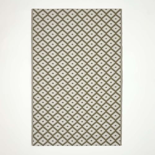 HOMESCAPES Luxury Extra Large Outdoor Rugs for Garden Patio Waterproof 100% Recycled Plastic Mat Carpet 150 x 240cm Reversible White & Green Geometric Rug May, Indoor/Outside & Portable, Seamless