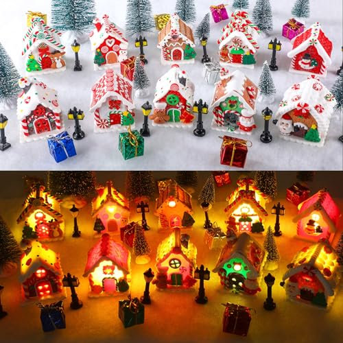 Shappy 48 Stück Weihnachtsdorfhäuser, Stadtgebäude, Zubehör, 10 beleuchtete Weihnachtsdorfhäuser, 12 Mini-Weihnachtsbäume, 12 LED-Lichter, 2 Schneedecke, 12 Geschenkboxen für DIY (Vintage-Stil)