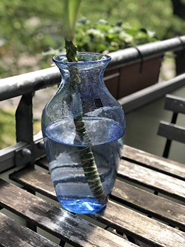 Maison Zoe Glasvase aus Recycling-Glas Belina - Hellblau - blau - groß - Durchmesser ≈ 12cm Höhe ≈ 29cm - 100% Handmade - Blumenvase - Vase mundgeblasen - Dekovase - Tischvase