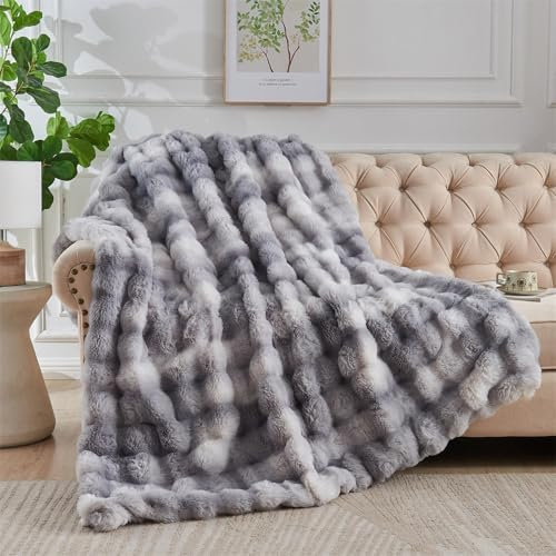 LINGKY Couverture en fausse fourrure de lapin en sherpa – Super douce et confortable – Grandes couvertures duveteuses et chaudes pour canapé, lit, sofa, 160 x 200 cm, gris tie-dye