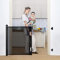 COMOMY Treppenschutzgitter Ausziehbar 0-140cm, Türschutzgitter Rollo für Baby, Katzen und Hunde, Einhändige Bedienung, Platz Sparen, Kinder Türgitter für Treppen/Türen/Außen, Schwarz