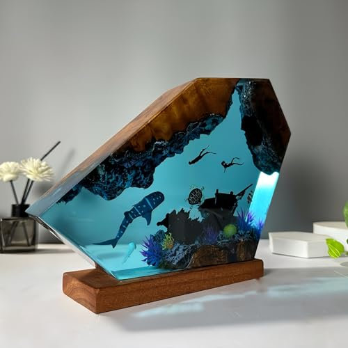 Drawelry 3D Ozean Figur Harz Statue Ornamente mit Holzsockel LED Nachtlicht Epoxidharz Meerestier Hai Wale Oktopus Taucher Figuren Skulptur Mini Meere Aquarium für Zuhause, Büro, Tisch Deko (C6)