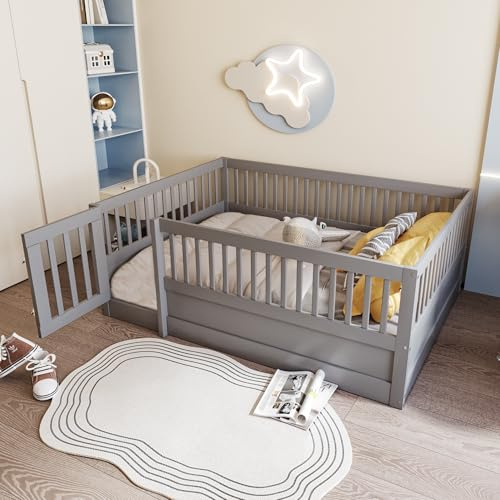 A ALFRESCOOL Bodenbett 140x200 cm, Montessori-Kinderbett, Holz Bettgestell mit Gitter und Tür inkl. Rausfallschutz Zaun, Gitterbett, Jugendbett für Jungen & Mädchen, Ohne Matratze(Grau)