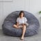 MAXYOYO Sitzsack-Bett in Holzkohle Quadratischer Stuhl-Sofa mit flauschigem Plüschbezug und Füllung - Ideal für Erwachsene, Paare und Gäste – Großes Format 150x150 cm