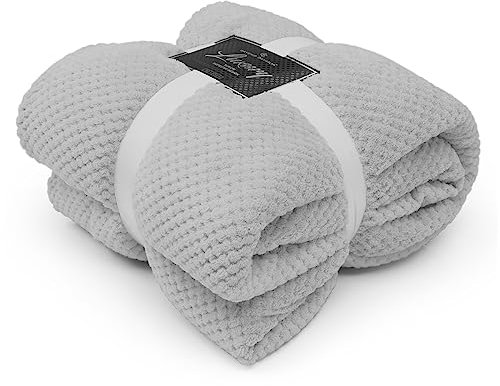 GC GAVENO CAVAILIA Teddy Popcorn Throw Fleece Travel Blanket, Lightweight Honeycomb Blanket For Bed Settee Throws For Sofas Couch Chair, Double Size 150x200 cm, Silver