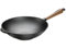 Skeppshult Pfanne Walnuss Holzgriff Bratpfanne / Servierpfanne / Grillpfanne / Wok Gusseisen + Prymo Mikrofasertuch Farbe Wok, Größe 30 cm