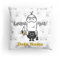PICANOVA Minions Kissen mit Name - Personalisiertes Premium Kopfkissen mit Füllung - Kuschelkissen Zierkissen 40x40cm - Text individuell Bedruckt - Schlaf- und Wohnzimmertauglich -Minions Bello