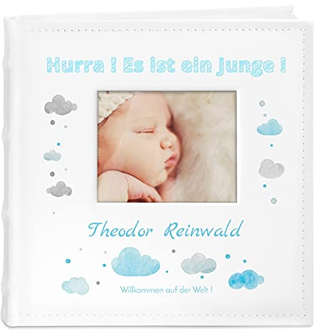 Maverton Einsteckalbum + mit Aufdruck - für 200 Fotos 10x15-100 weiße Seiten - Größe 21x22cm - Weiß - Geschenk für Kind zur Geburt Taufe zum Geburtstag - Junge