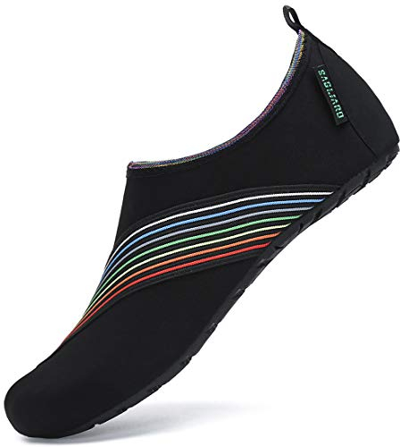 SAGUARO Chaussures Aquatiques Chaussons de d'eau Plongée Chaussettes Aqua pour Piscine et Plage Sports Nautiques Natation Surf Voile Mer Rivière pour Homme Femme(Noir, 38/39 EU)