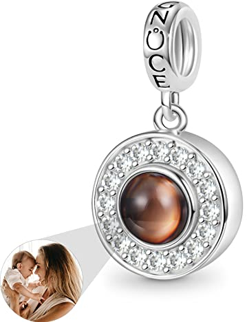GNOCE Charm Anhänger Projektion Personalisierter Foto Anhänger Herz Bead für Charm Armband Schmuck Geschenk für Damen Herren (Rund)