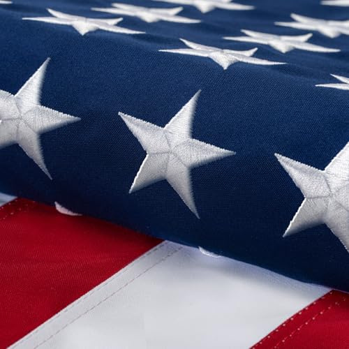 Amerikanische Flagge aus Baumwolle, 1,2 x 1,8 m für außen, reißfester, strapazierfähiger Stoff, bestickte Sterne, genähte Streifen, Messingösen, USA-Flaggen für drinnen und draußen