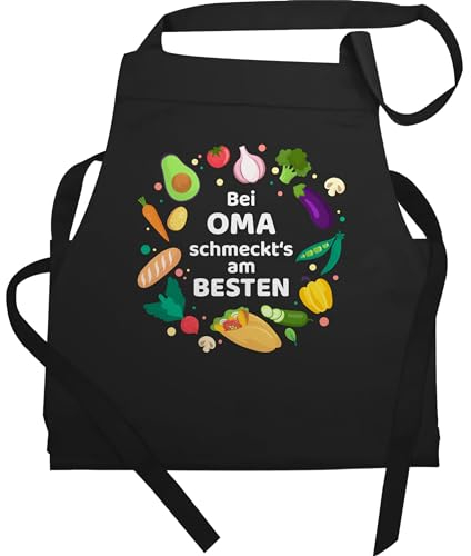 Shirtracer Schürze - Kochschürze Damen 1 - Bei Oma schmeckts am besten - Veggie Omi Geschenk - 60x87 - Schwarz - geschenke für die küche kochen schmeckt küchenschürze lustige sprüche weihnachten