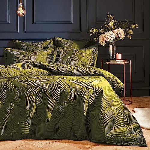 Paoletti Palmeria Quilted Duvet Cover Set – Luxe Embroidered Velvet Bedding (Moss – Super King)