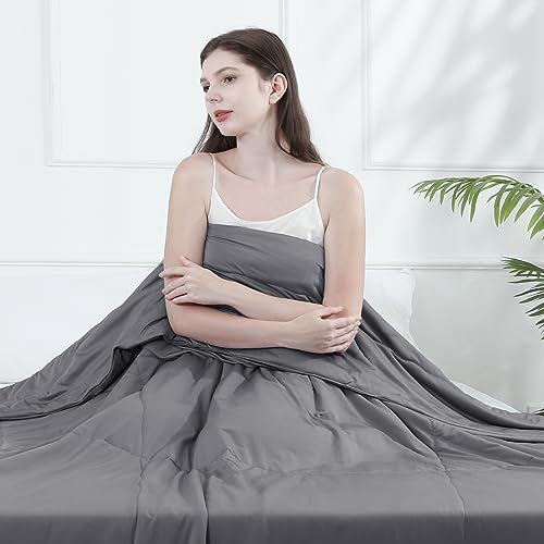 Elegear Sommerdecke Kühldecke mit Japanische Arc-Chill 3.0 Q-MAX>0,5 Kühlfasern Körperwärme Aufnehmen für Besseren Schlaf Antiallergisch Kühlende Bettdecke Superweicher, Dunkelgrau 200x220CM