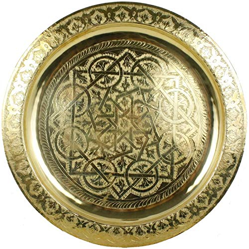 Bandeja Redonda Dorada de latón marroquí Hecha martillada Totalmente a Mano en Marrakech. Diámetro 50 cm
