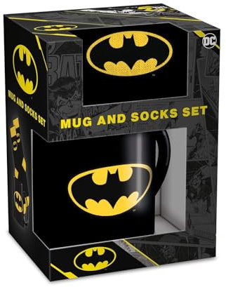 Pyramid International Juego de taza y calcetín de Batman (logotipo de Batman), diseño icónico del logotipo de Batman, ideal para los fanáticos, incluye calcetines acogedores, duraderos y aptos para