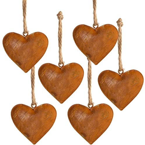 Logbuch-Verlag 6 Herzen mit Schnur zum Aufhängen Deko Ostern Anhänger Herzanhänger rostfarben antik Vintage Liebe 5,5 cm