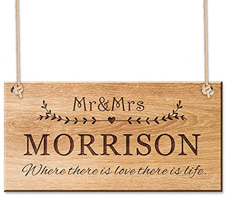 Personalised Garden Sign Plaque Engraved Hanging House Sign Plaque Engraved Wooden Yard Sign Custom Gift for Couple Bride Friendship Mr & Mrs