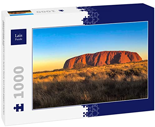 Lais Puzzle Szenisches Ansicht vom Ayers Rock auf Feld gegen klaren blauen Himmel 1000 Teile